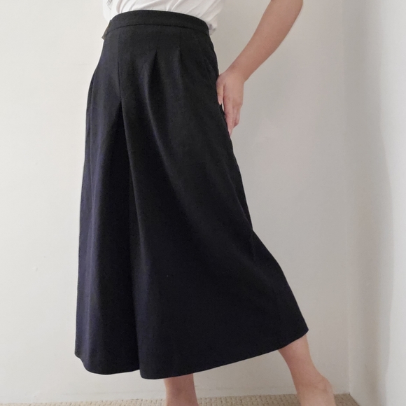 Uniqlo x Ines D.L.F. | Brushed Jersey Culottes - Picture 3 of 11